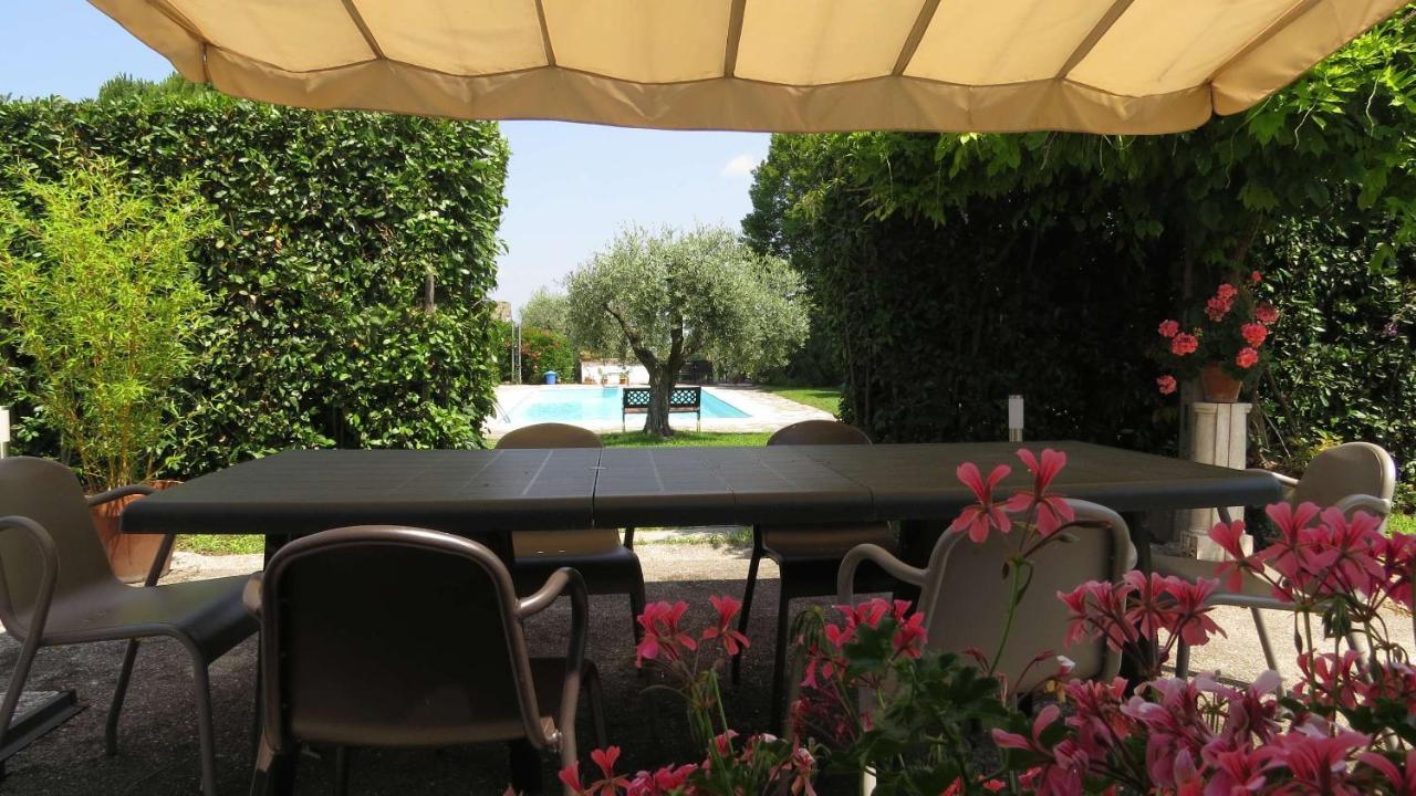 Il Gelso Di Barcuzzi Bed and Breakfast Lonato del Garda Exterior foto