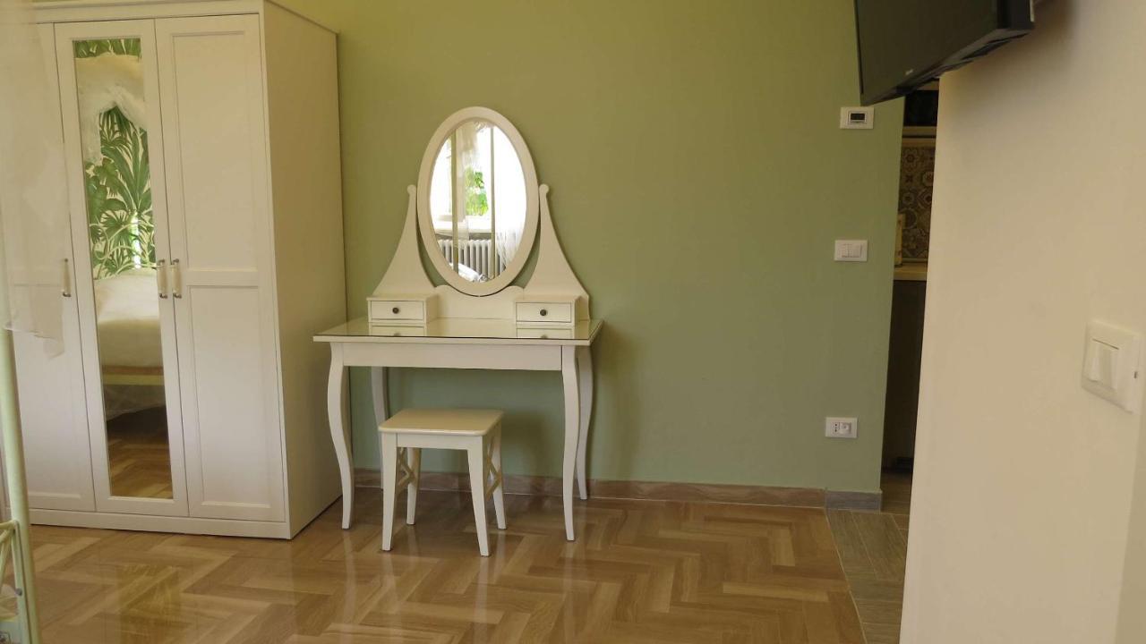 Il Gelso Di Barcuzzi Bed and Breakfast Lonato del Garda Exterior foto