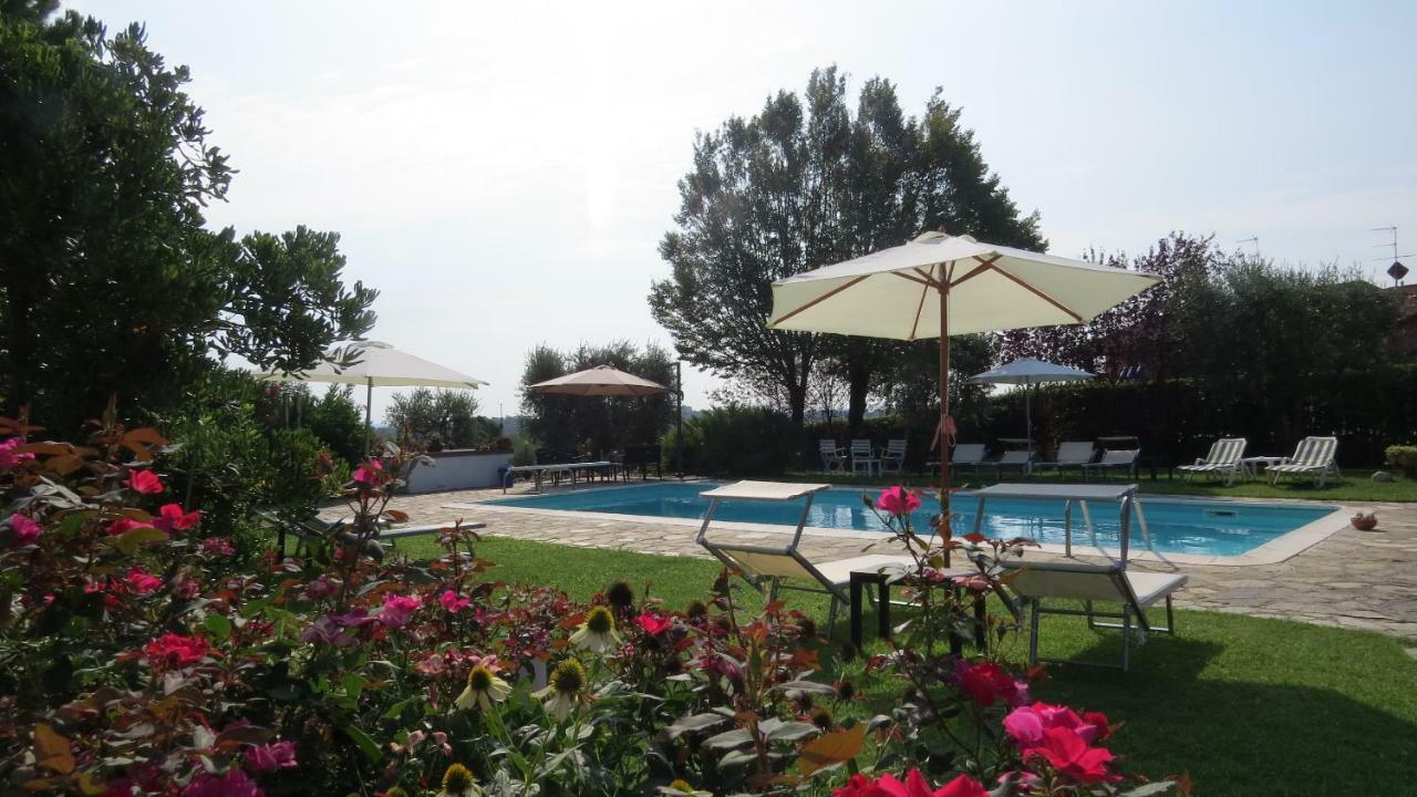 Il Gelso Di Barcuzzi Bed and Breakfast Lonato del Garda Exterior foto